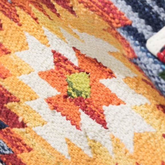 Handmade Southwestern Aztec Tribal Print Duffel Bag - Picture 6 of 10